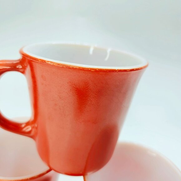VTG Set 4 Corning Pyrex BURNT ORANGE & WHITE 10 oz Coffee Mugs w/D-Handle - Picture 3 of 8
